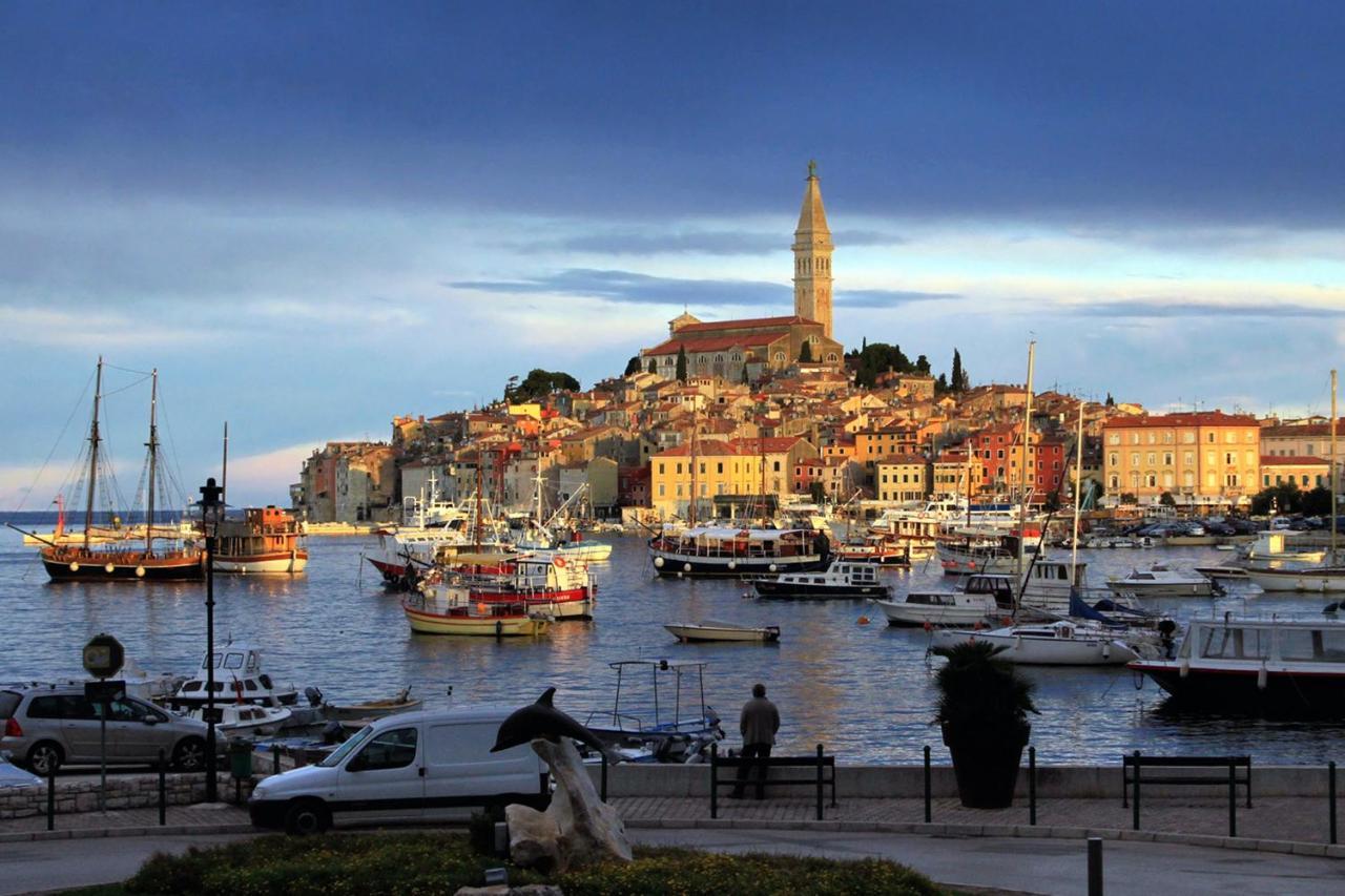 Apartments And Rooms With Parking Space Rovinj - 7170 Eksteriør billede